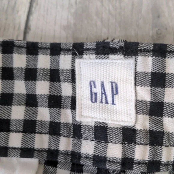 GAP Black & White Checkered City Shorts 3" inseam size 2 - Picture 10 of 12